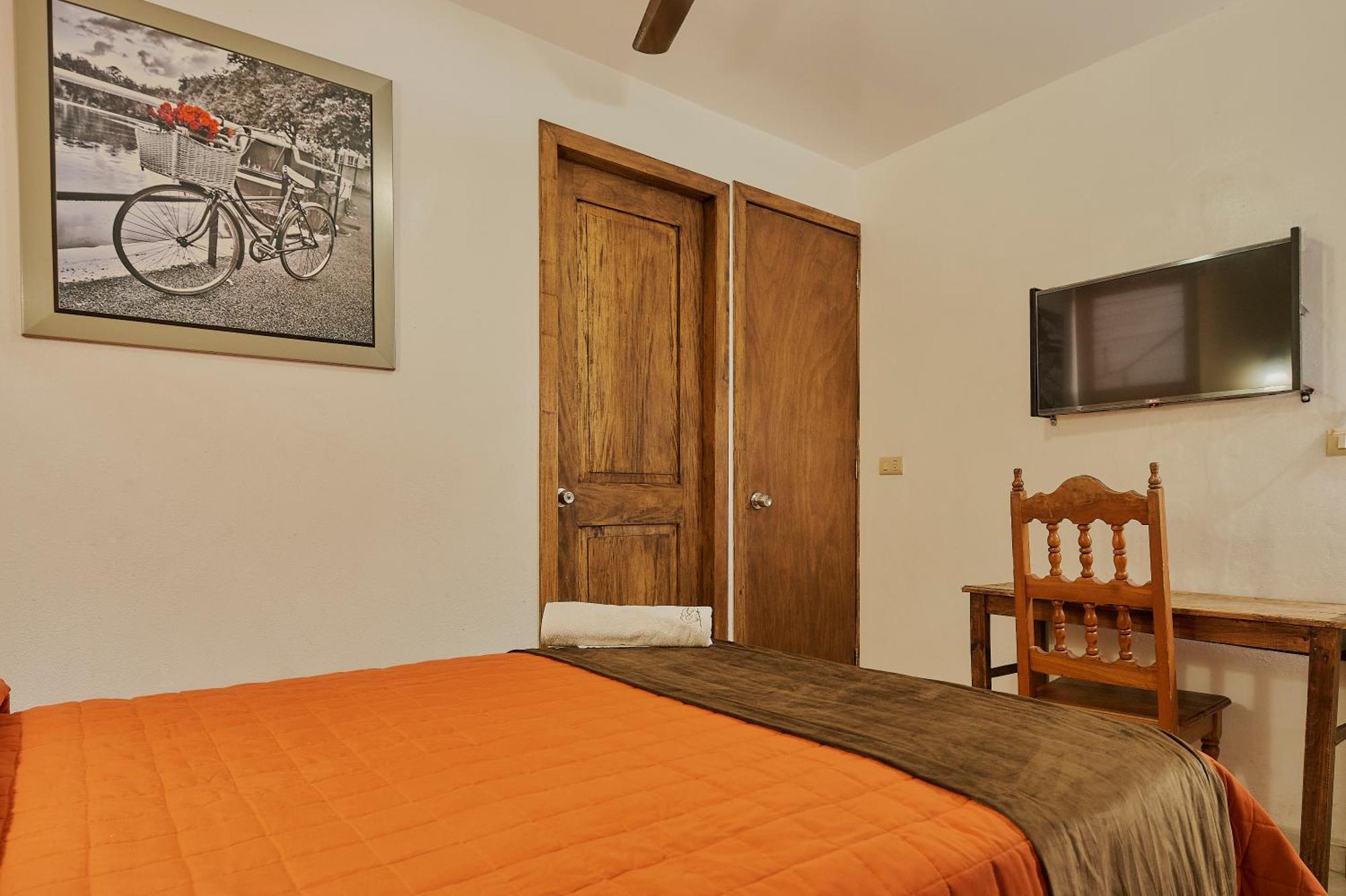 Hotel Cervantino Tapachula Bagian luar foto